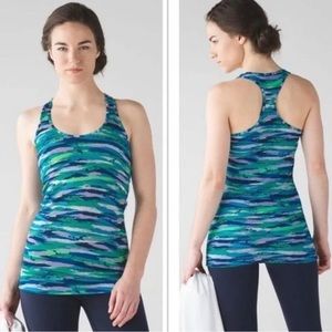 Lululemon Cool Racerback in Seven Wonders
Multi Blue